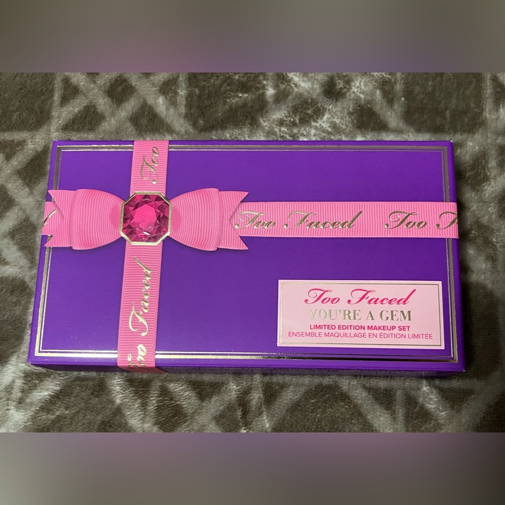 Too Faced You're a Gem Makeup Bundle - new